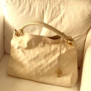 Louis Vuitton Handbag